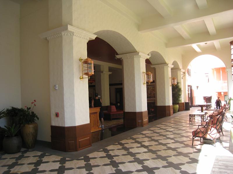 IMG_4152.JPG - Lobby/front desk from the Coconut Lanai